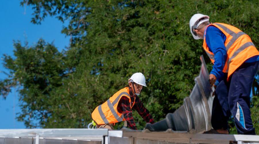 Roof leak detection in Clearmont, WY
